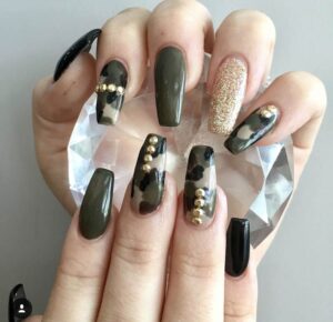 khaki nails with gold glitter