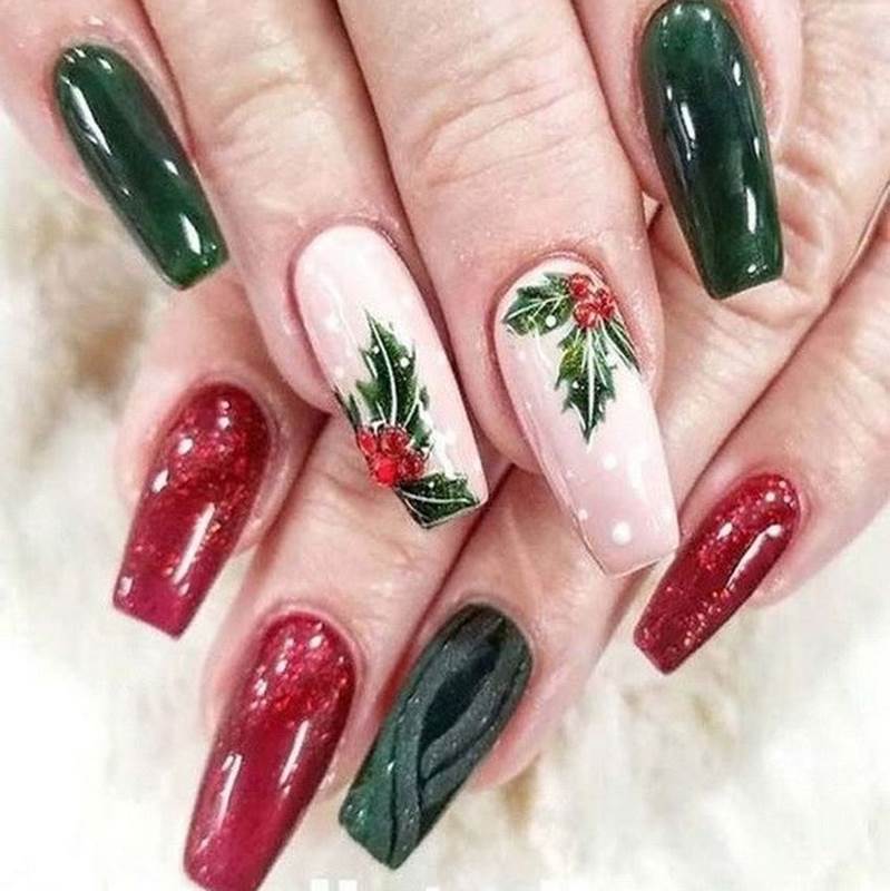 red green white christmas nail art design