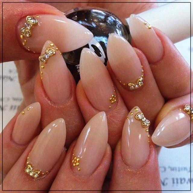 nude nails 2022 trending