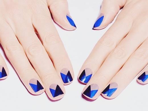 Best-Manicures-design-blue-and-black