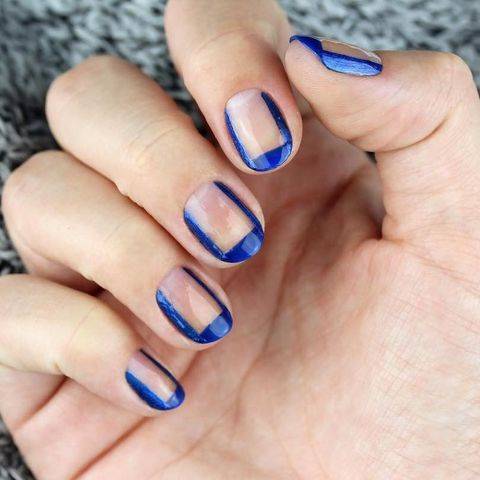 blue mini manicure 2022