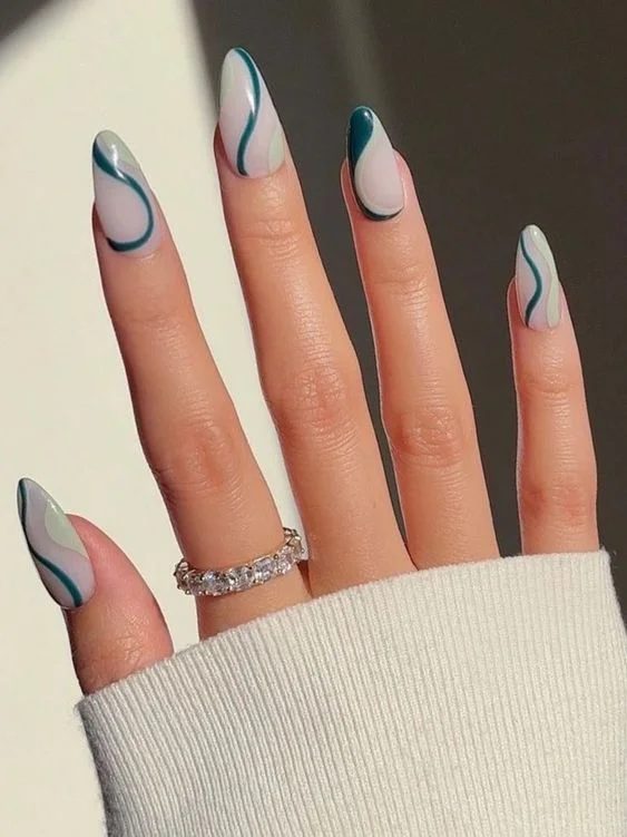 Emeraldgreen-nails-